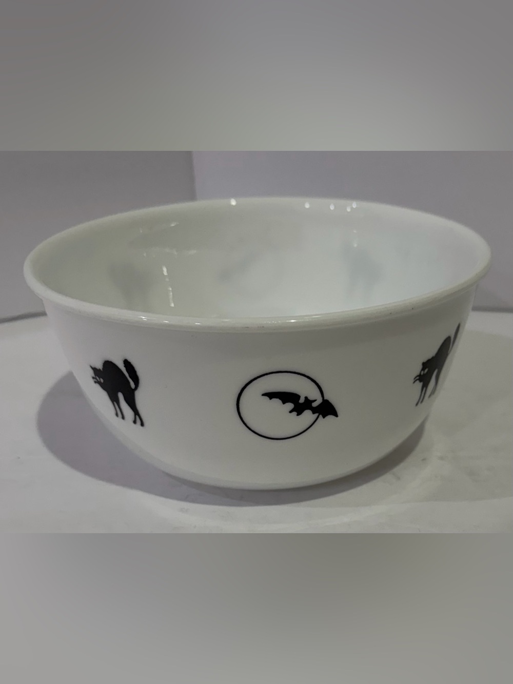 Rare Corelle “Cats & Bats” Halloween Platter, 8.5” Bowl and Small Snack Bowl - Picture 7 of 13